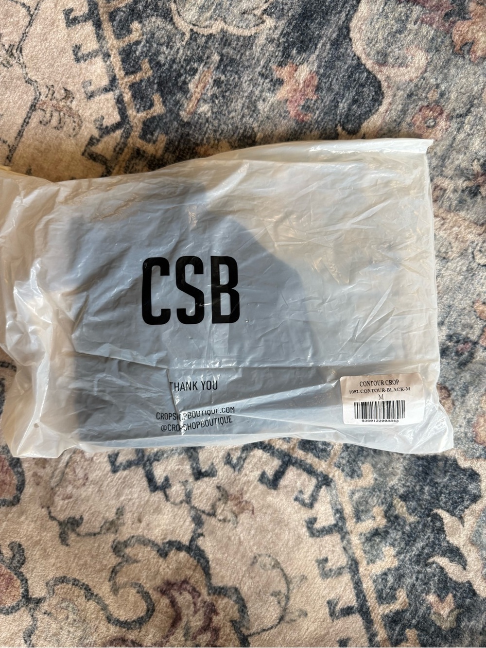 NWT CSB CROP SHOP BOUTIQUE
Freedom Contour Crop - Black - Size medium - Picture 9 of 9